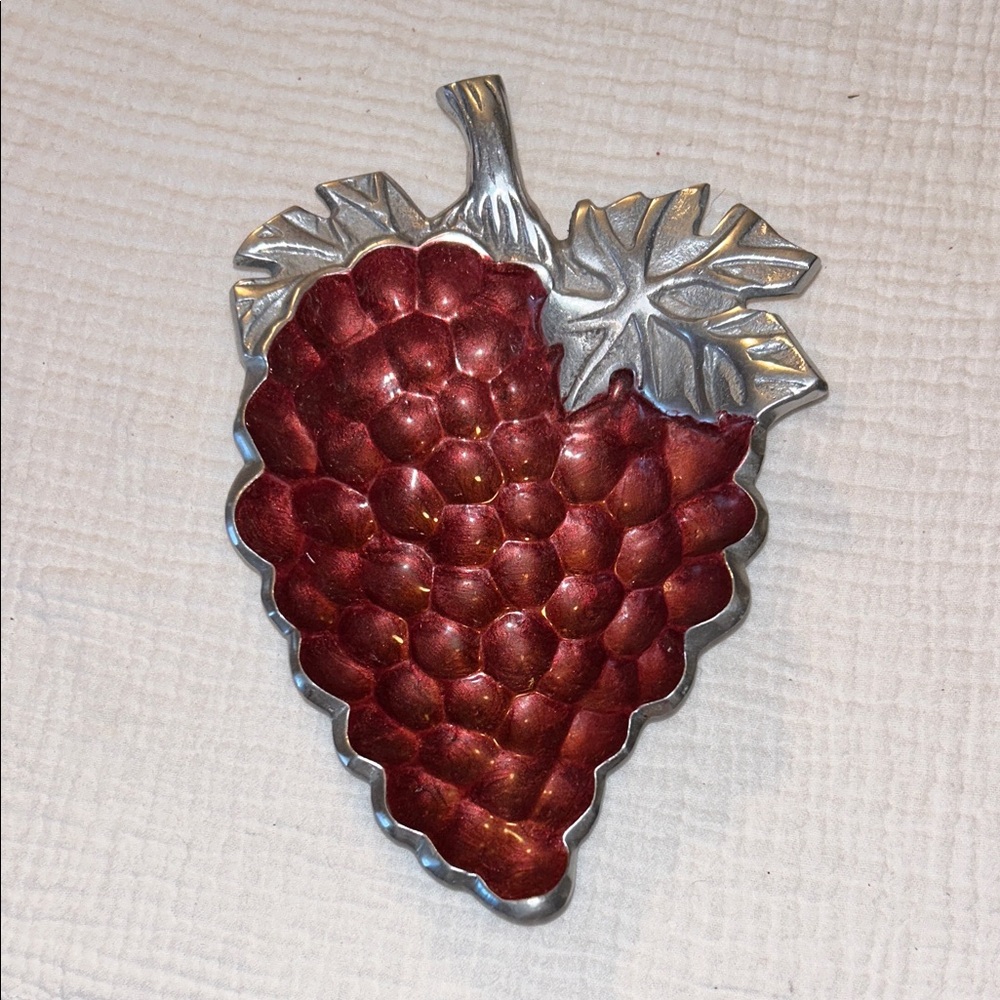 JULIA KNIGHT Red Grape Shape Dish Textured Festive Holiday Christmas